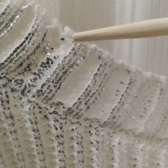 NWT DKNY Metallic Sweater Size XL - Picture 8 of 8